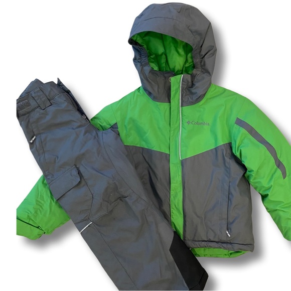 Kids Columbia Snowsuit Xxs Size 45 